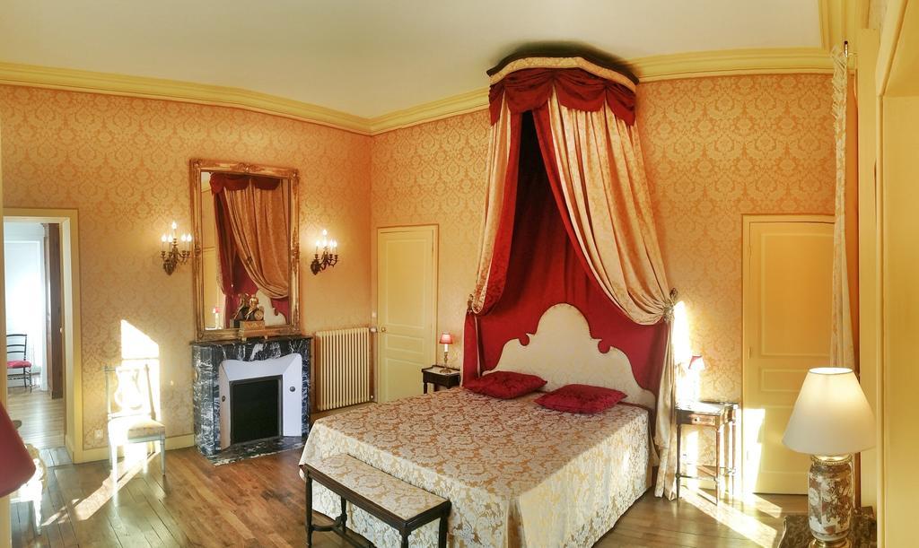 Chateau De Chantore Bacilly Zimmer foto